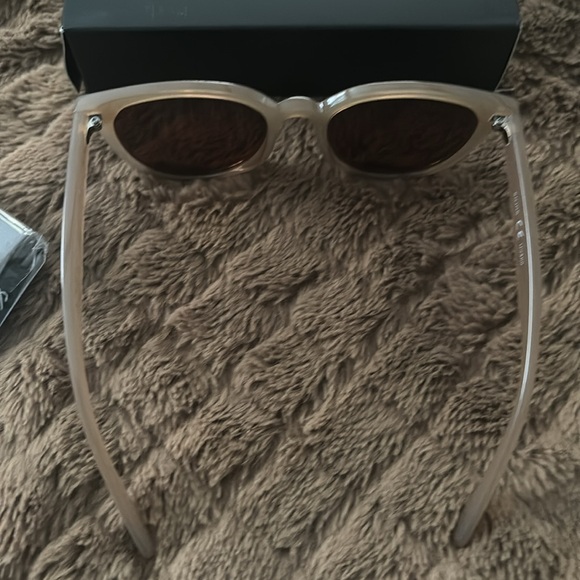 🌞🕶️ Sunglasses 🕶️ 🌞 - Picture 2 of 6